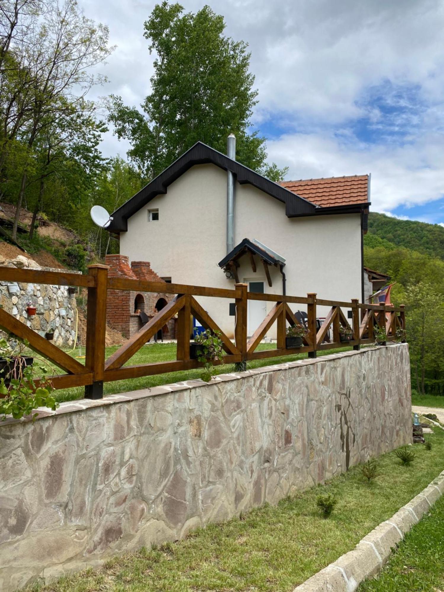 Kuca Za Odmor ,,Balkan” Crni Vrh Buitenkant foto